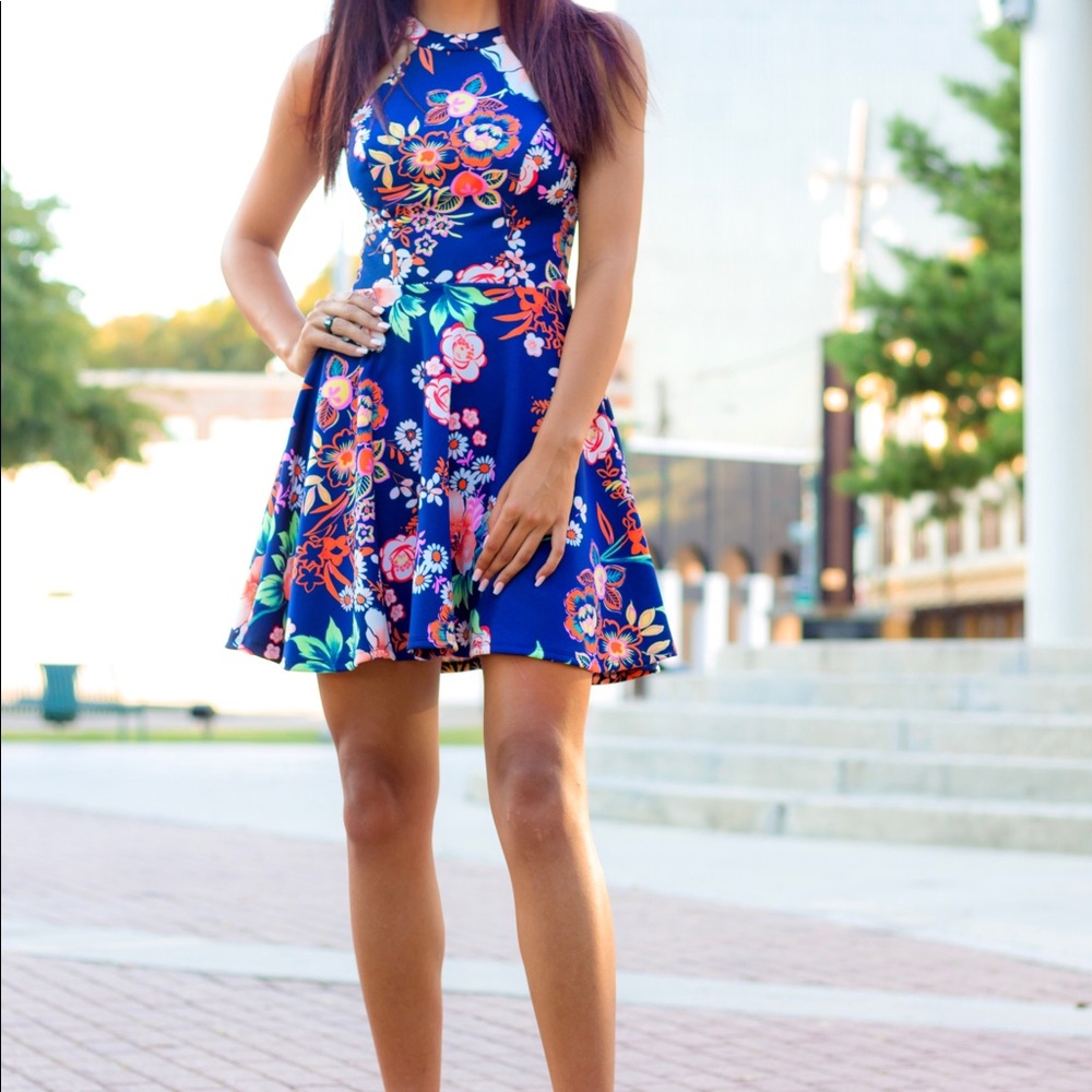 Floral halter neck dress